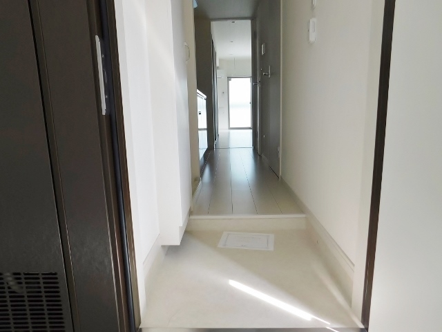 玄関　同タイプ物件の参考画像