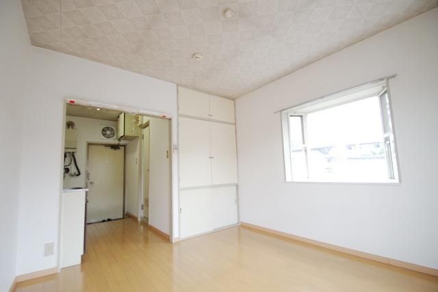 居室・リビング　★お部屋探しはタウンハウジング稲田堤店まで★