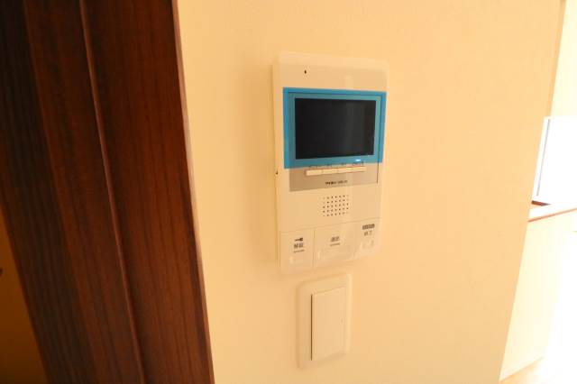 セキュリティ　モニター付きインターホンで安心♪