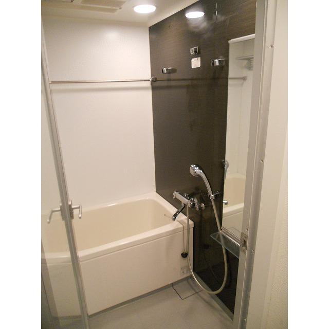 バス・シャワールーム　バス※別部屋参考写真