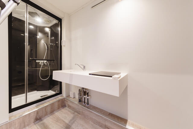 バス・シャワールーム