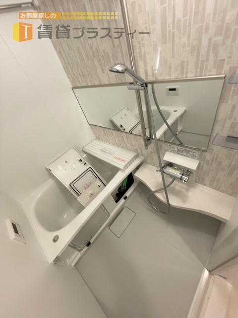 バス・シャワールーム　１日の疲れを癒してくれる憩いの場。