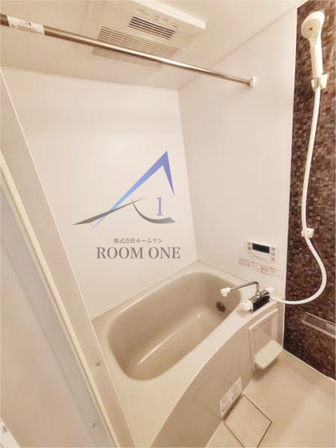 バス・シャワールーム　お風呂です。