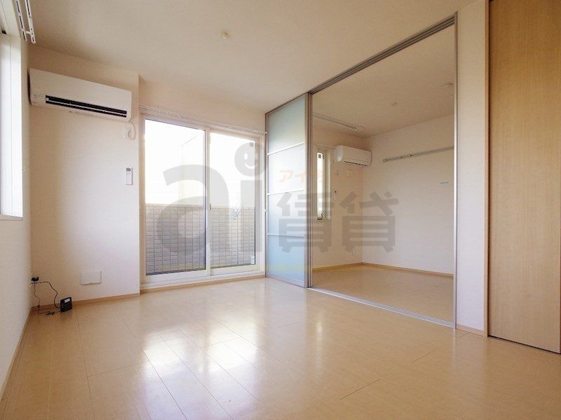 居室・リビング　同仕様写真