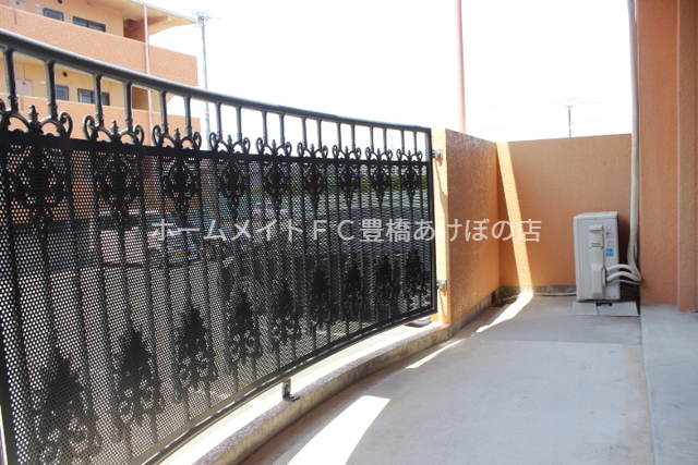 バルコニー　同型別部屋写真