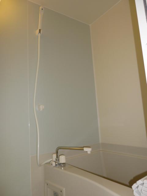 バス・シャワールーム　お風呂です