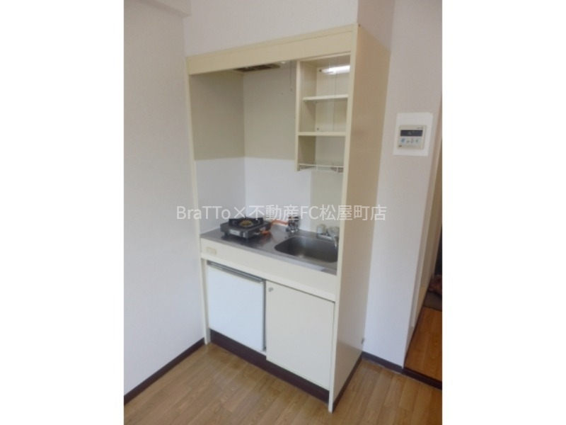 キッチン　キッチン（１口ガスコンロ）冷蔵庫付き