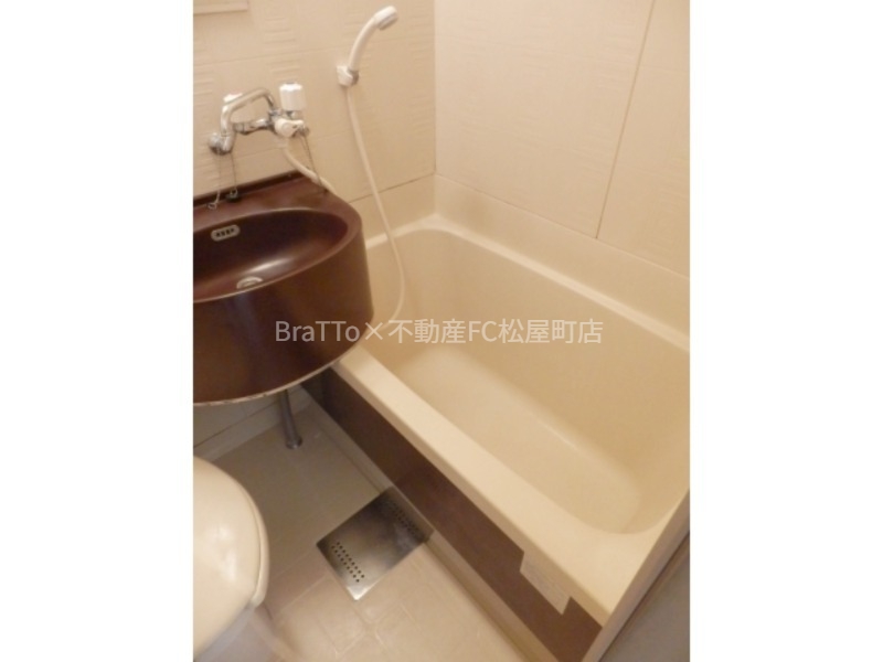 バス・シャワールーム　バス