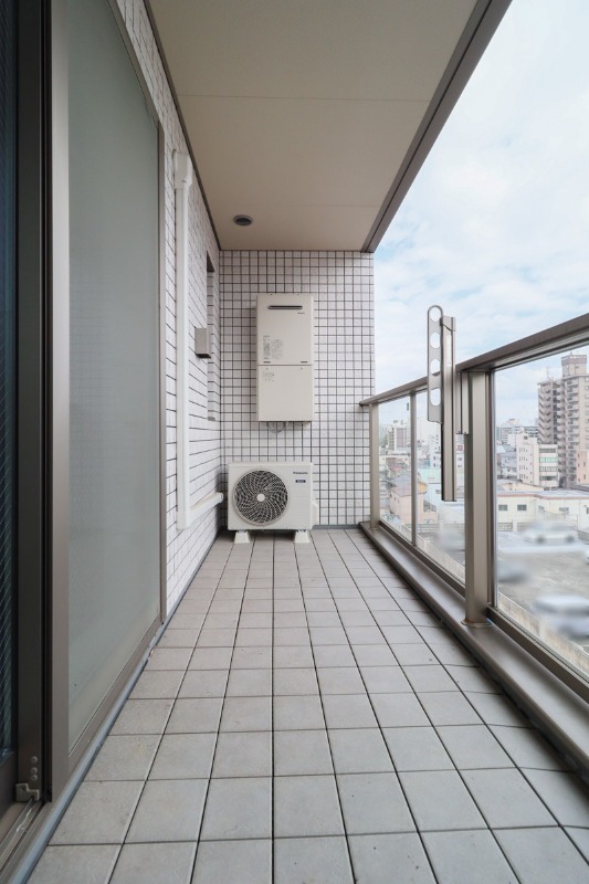 バルコニー　図面と現状に相違がある場合には現状を優先