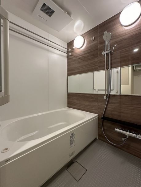 バス・シャワールーム