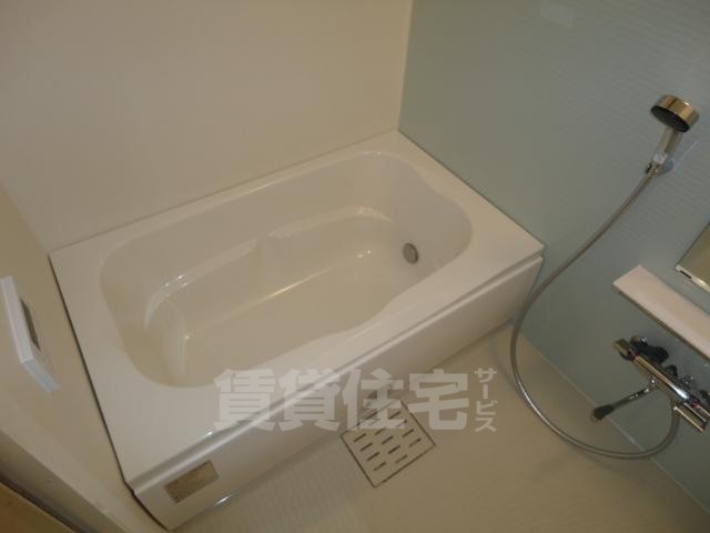 バス・シャワールーム　バス