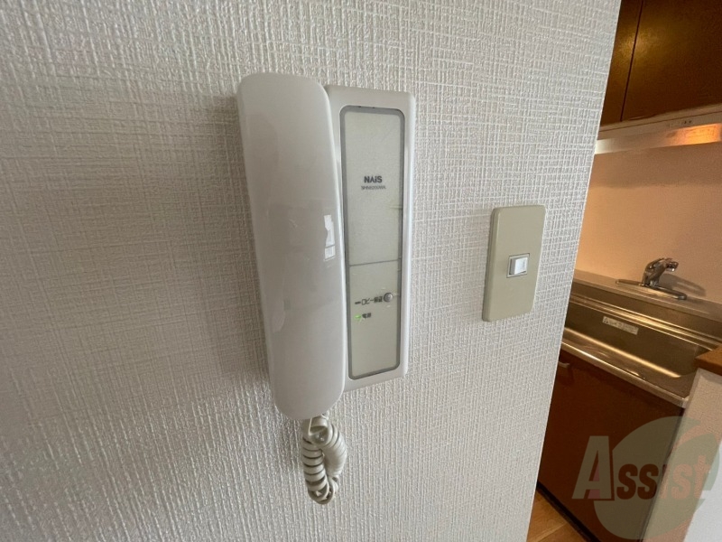 セキュリティ　来客時にはこれで受け答えが出来るので安心です。