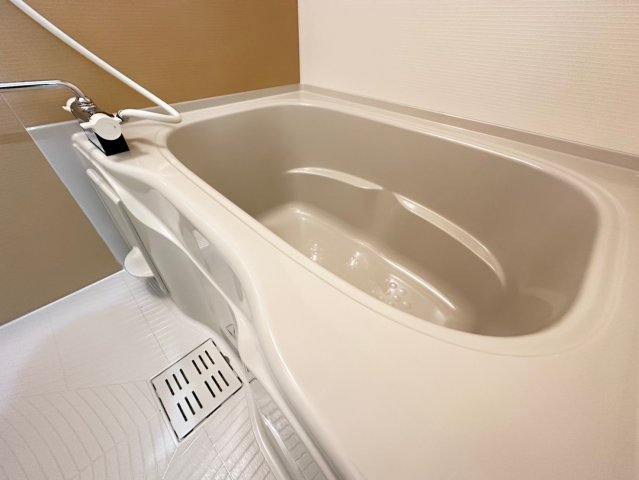 バス・シャワールーム　詳細は、RISUMO江坂本店までお問合せください♪