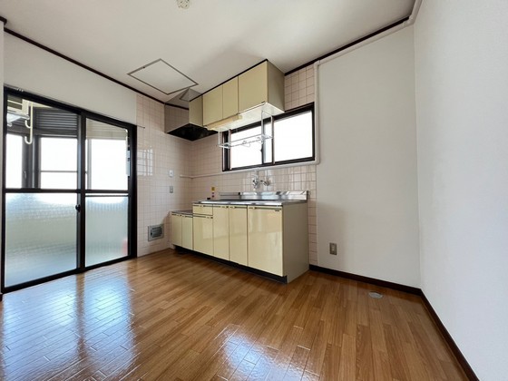 居室・リビング　※別部屋の写真です