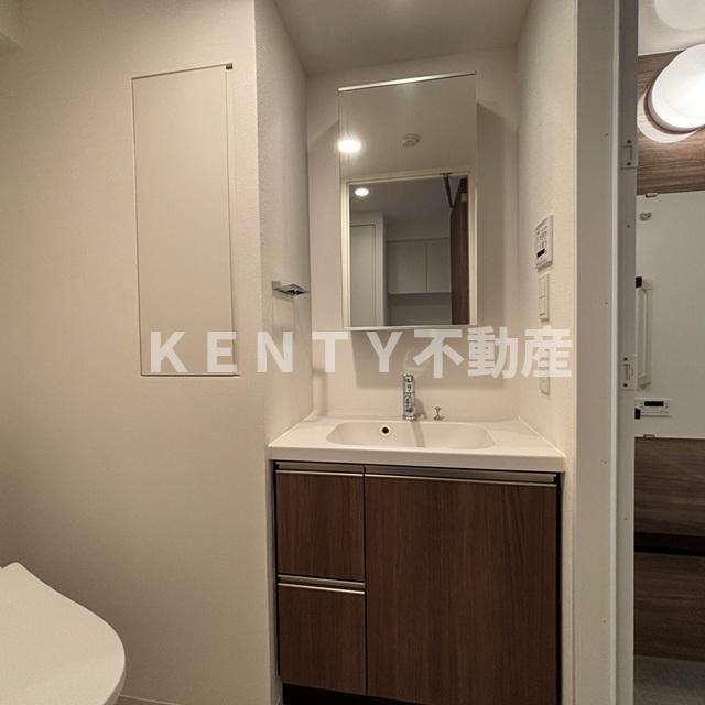 洗面設備　脱衣スペースもあります