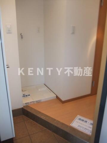 玄関　※同タイプ参考写真