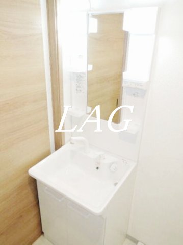 洗面設備　洗面台です。