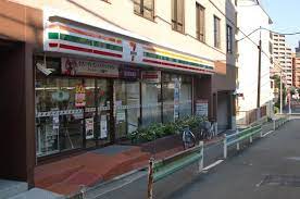 コンビニ　セブンイレブン目黒東山3丁目店（コンビニ）まで531m