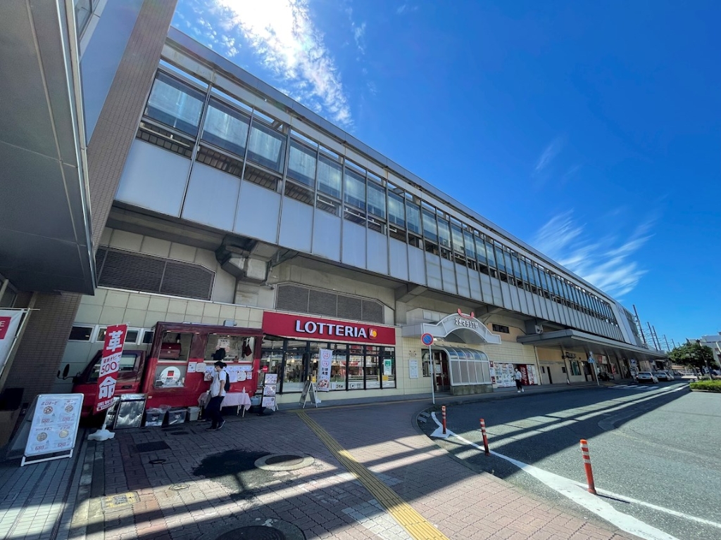 ショッピングセンター　えきマチ1丁目姪浜（ショッピングセンター）まで1464m