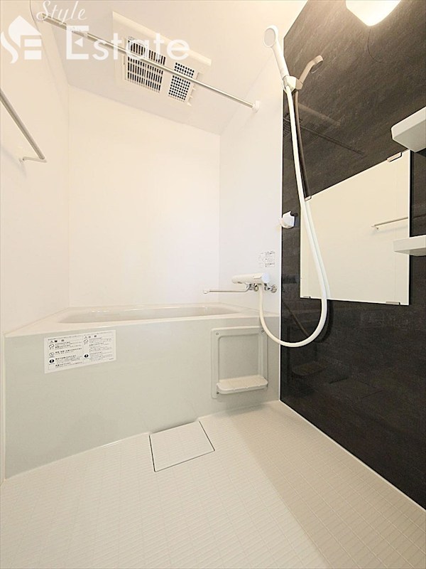 バス・シャワールーム　バスルーム