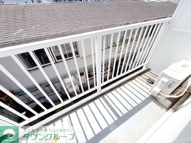 バルコニー　同物件別部屋写真