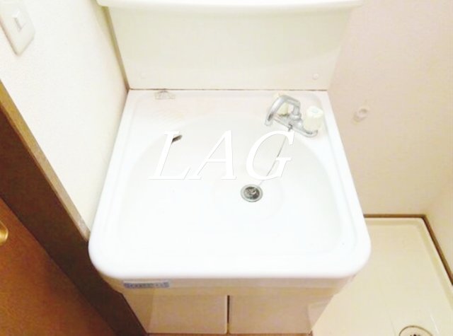 洗面設備　洗面台です。