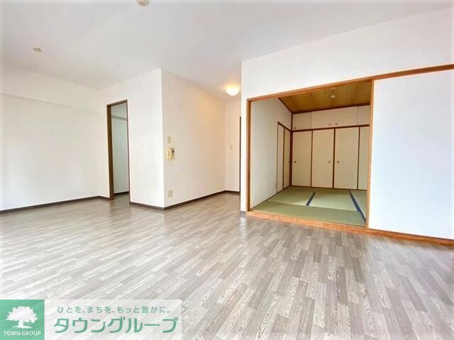 居室・リビング　※別部屋参考写真となります