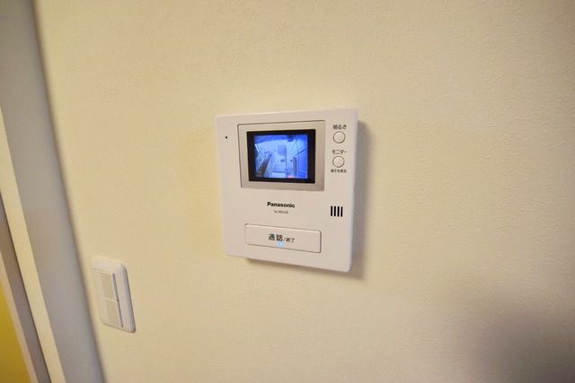 セキュリティ　★カラーモニター付きドアホン★