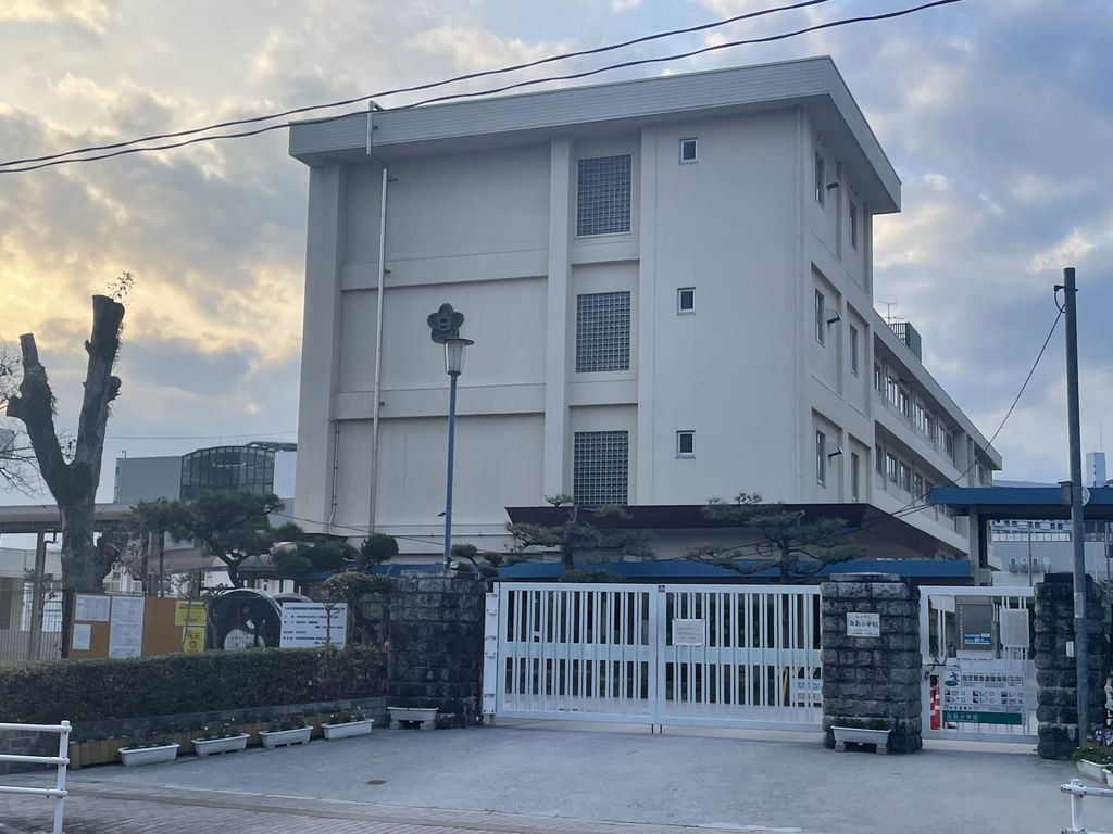 小学校　広島市立白島小学校（小学校）まで1030m