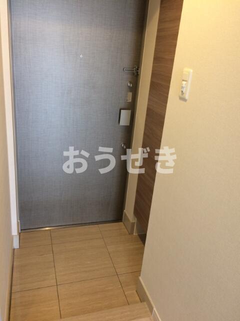 玄関　※同仕様参考写真