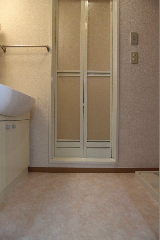 洗面設備　大人女子に必須の脱衣所。