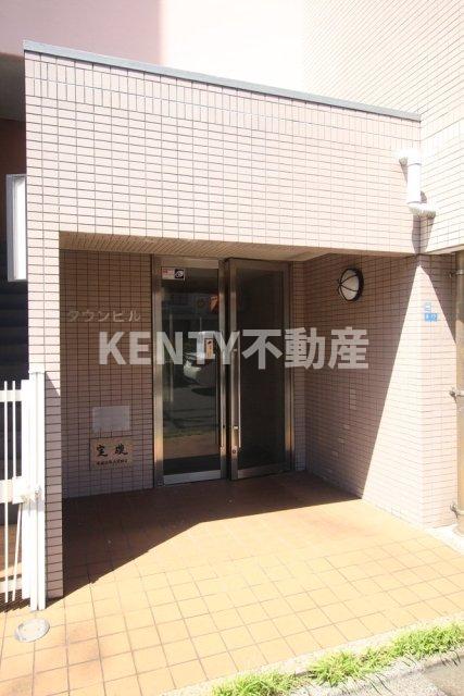 エントランス　清潔なエントランスです