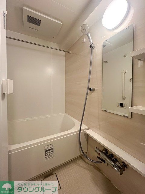 バス・シャワールーム　※写真は同タイプ住戸です。
