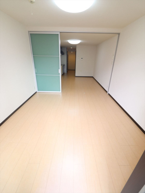 居室・リビング　広々としたお部屋です