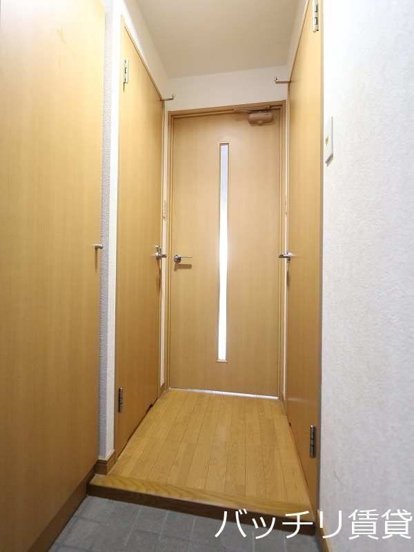 玄関　別号室イメージの為、現状を優先致します