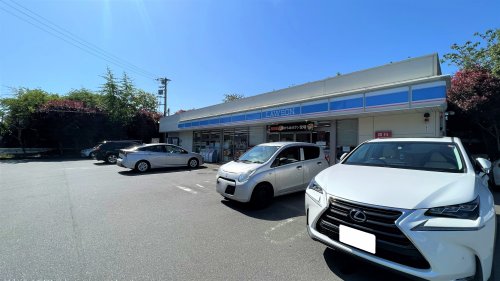 コンビニ　ローソン 沼津足高店（コンビニ）まで949m