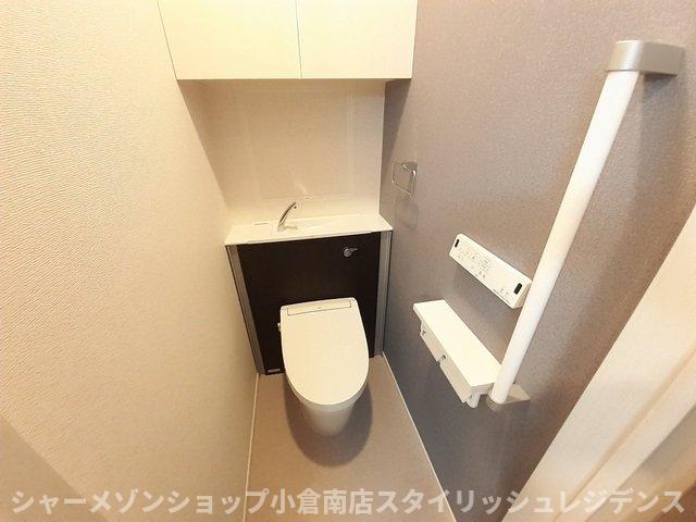 トイレ　清潔感のあるトイレです