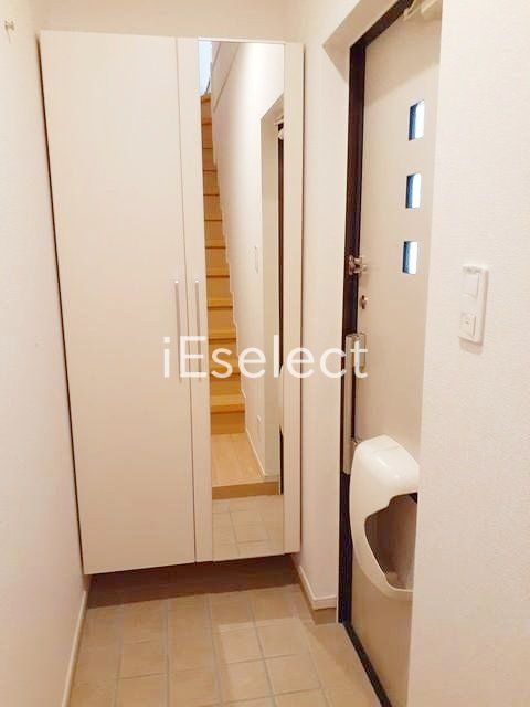 玄関　たっぷりシューズボックス
