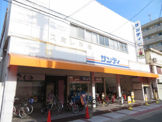 コンビニ　ファミリーマート（コンビニ）まで170m