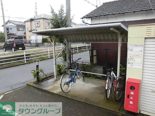 その他共有部分　屋根付き駐輪場