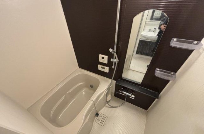 ＪＲ大阪環状線 京橋駅 徒歩8分 13階建 築9年の風呂写真