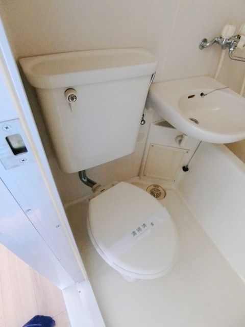 トイレ　★お部屋探しは株式会社タウンハウジング東京まで★