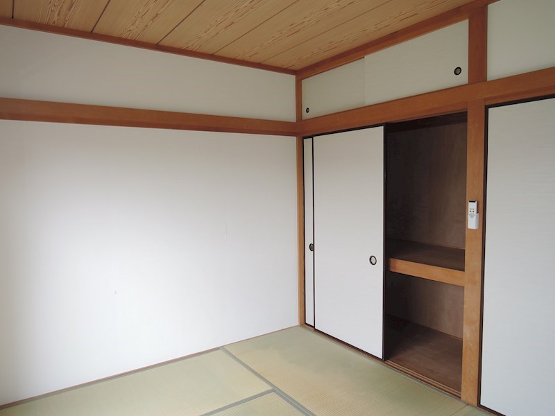 収納　天袋付の押入れで収納力アップ
