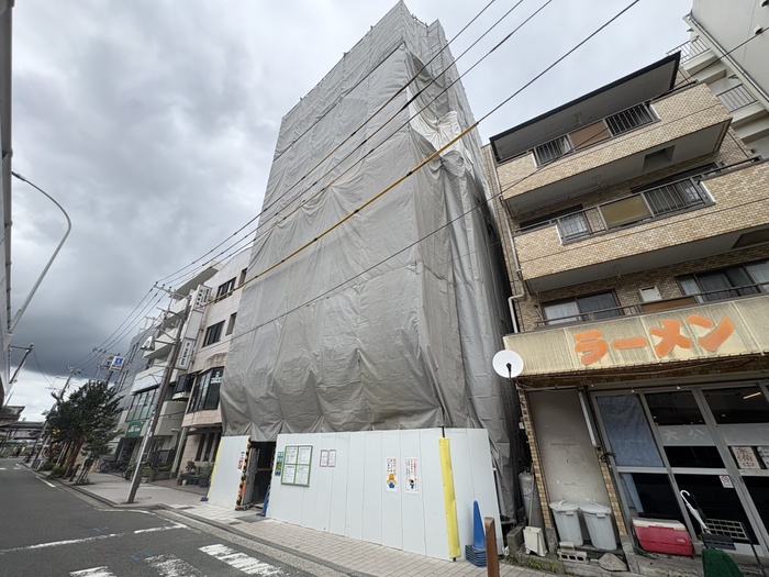 建物外観　建築中