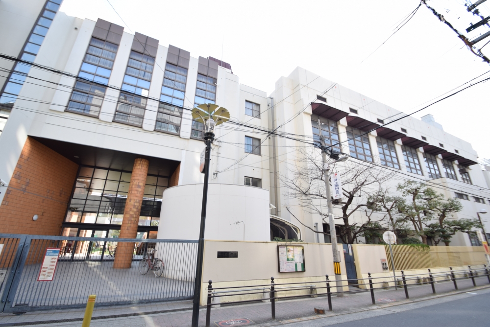 小学校　大阪市立 南小学校（小学校）まで1677m