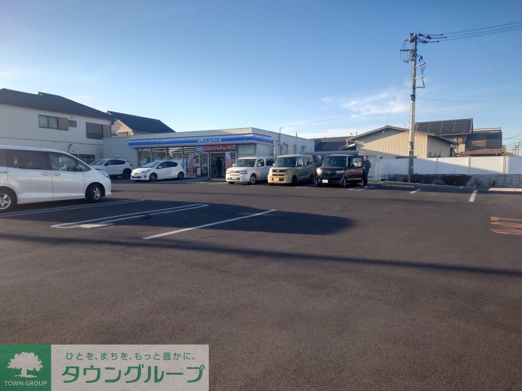 コンビニ　ローソン 上尾小泉九丁目店（コンビニ）まで580m