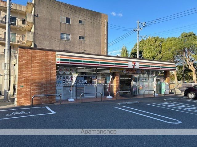 コンビニ　セブンイレブン八幡春の町２丁目店（コンビニ）まで447m