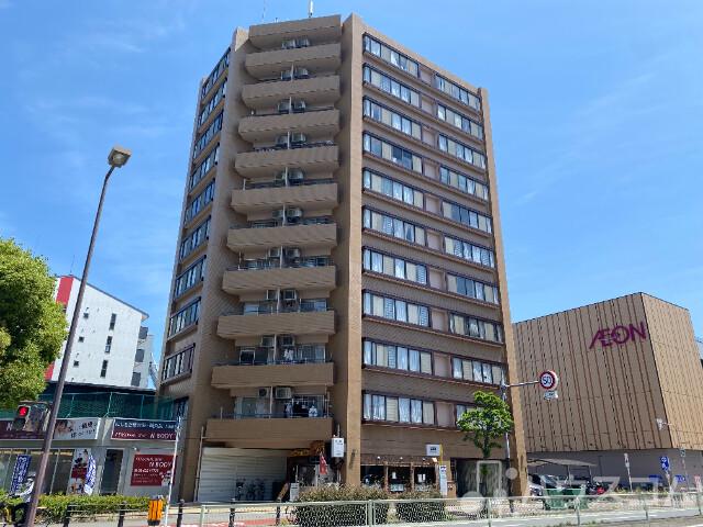 建物外観　交通便の良いおすすめマンションです♪