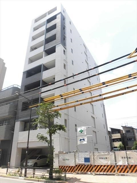 建物外観　１０階建ての賃貸マンション