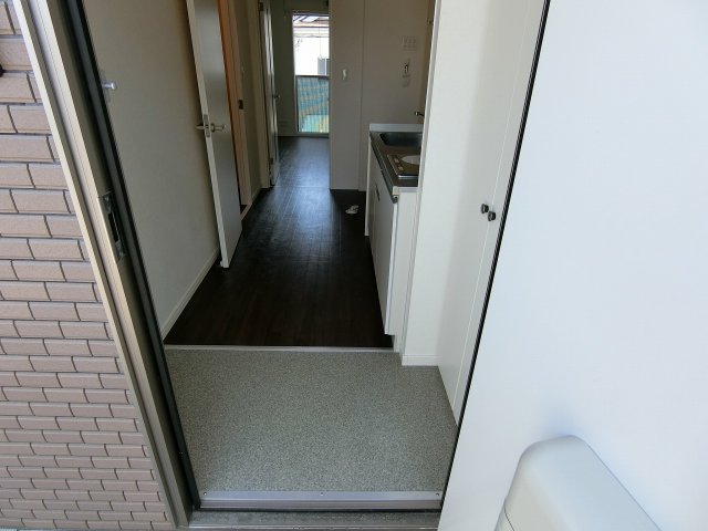 玄関　※別号室参考画像